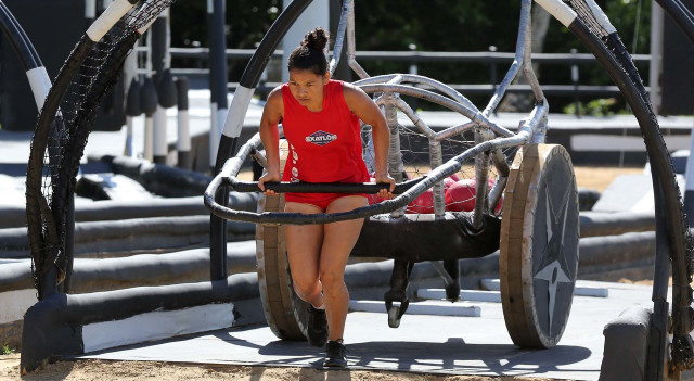 Paliza de Team Famosos en circuito de carretas